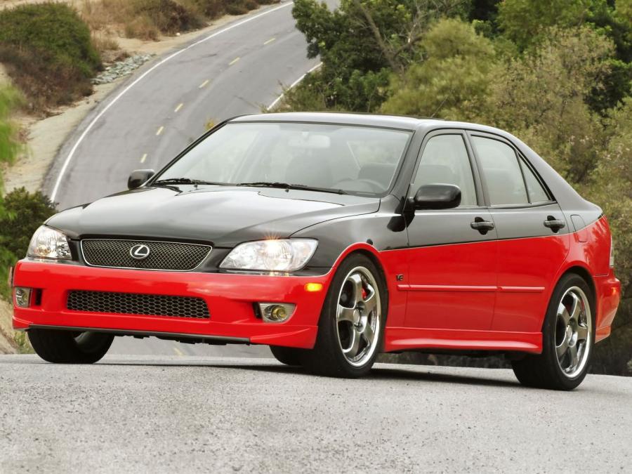  Lexus IS430 Project Concept 2003 года  (фото 4 из 14)